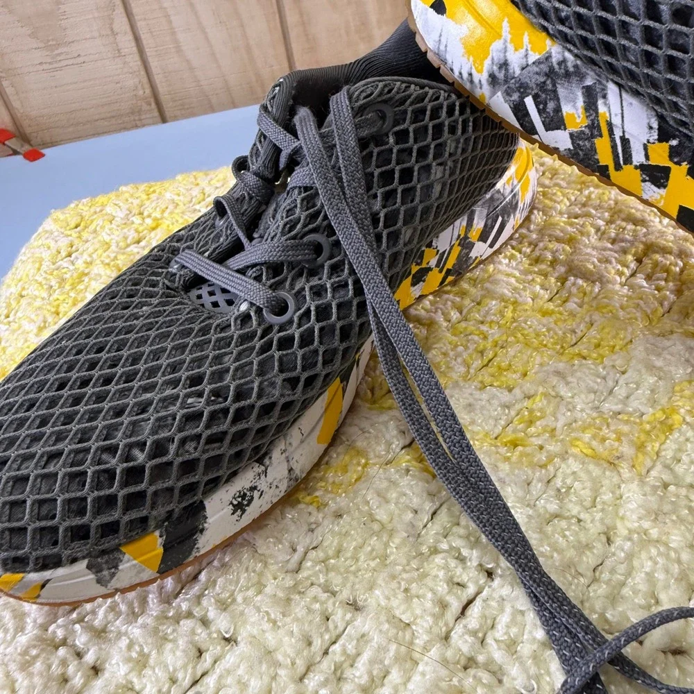 NOBULL Mesh Runner Grey Yellow Splatter Training Shoes Mens 6 Womens 7.5 Sneaker